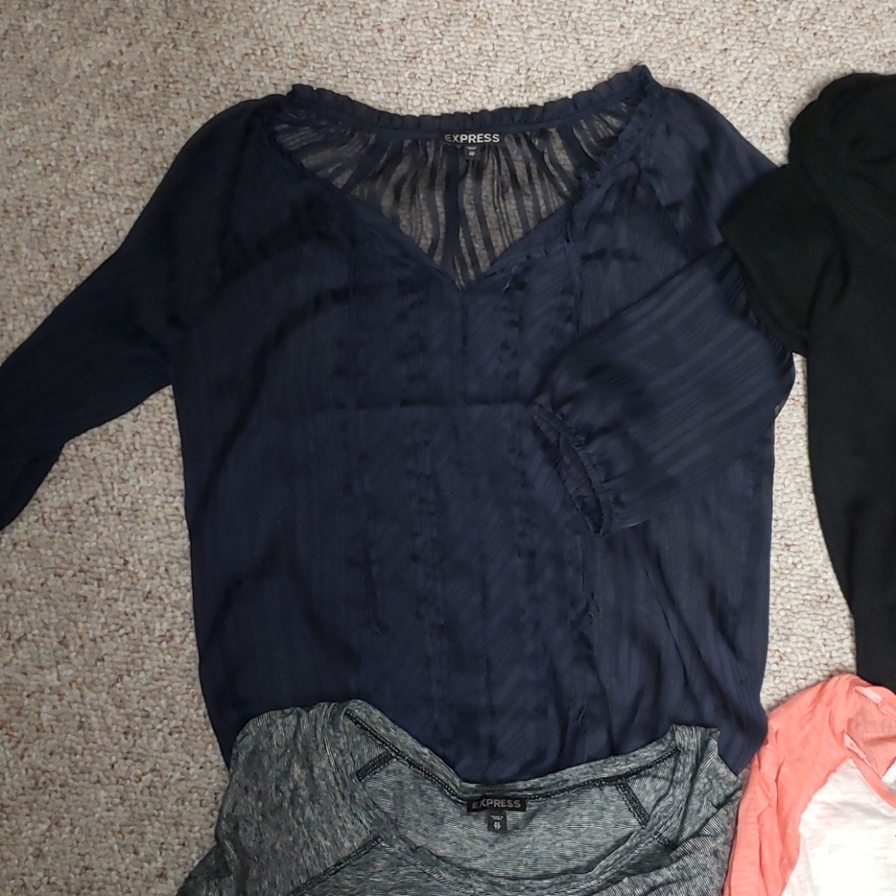 4 Express shirts! - Picture 2 of 5